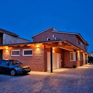 https://acogedora-suite-con-entrada-independiente-masnou.catalonia-hotels.com